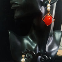 Tantalizing non-precious Earring made with utmost love and care !