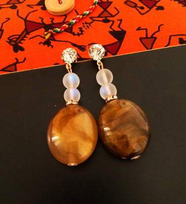 E0466_Trendy earrings with of glossy beads with a touch of sparkling stones(medium size hanging)