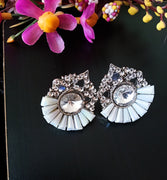 E0470_Trendy statement studs with a touch of dazzling stones.