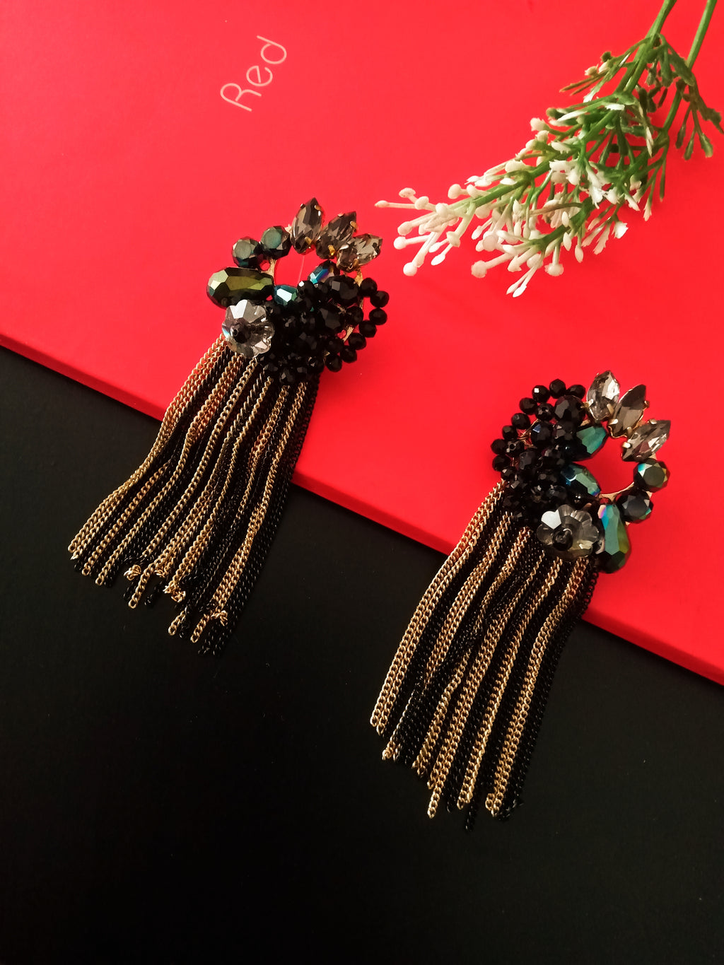 E0481_Trendy chain drop danglers with a touch of shiny stones and beads(long hanging)