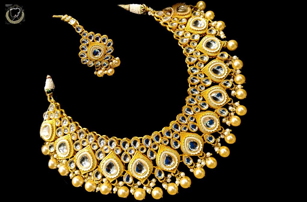 BN01_Classy Style Stunning Kundan round centre bridal necklace set with yellow pearl drops