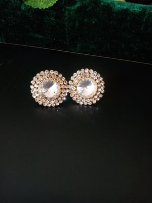 E0567_Lovely dazzling stone studs with delicate stone work.