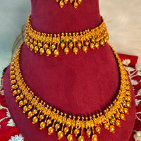 N0430_Elegant Temple jewelry style Gold polish necklace set with beautiful craft work with a touch of pink stones and green stones.