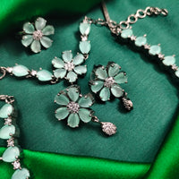 N01162_Grand Lovely designer Silver polished choker Necklace Set+Ring+Bracelet embellished with American diamond stones with delicate Rama Green Stones work.