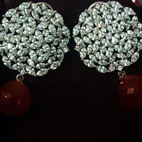 Sparkling Silver based earring with careful stitching of American Diamond