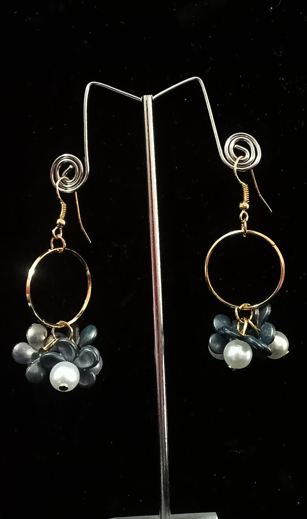 Beautiful Ash color Dangler  for a stunning and stylish look.