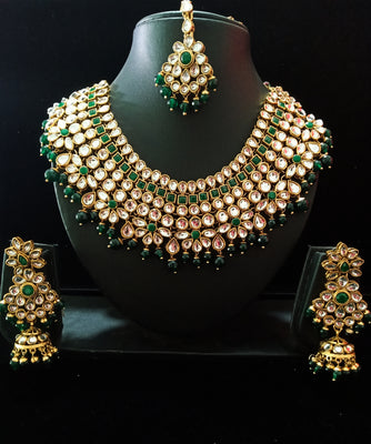 Traditional Premium quality Gold Plated Kundan Pearl Choker Necklace Set Earrings & Maang Tikka for Women