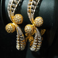 Elegant Bangle with premium quality base metal