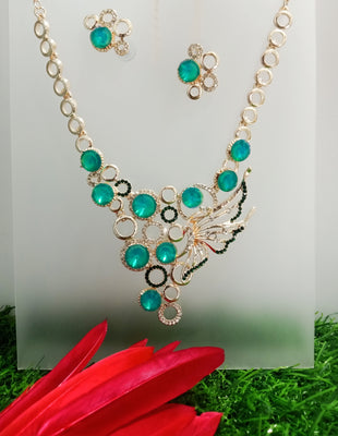 N086_Fancy elaborated necklace set  with a touch of stones.