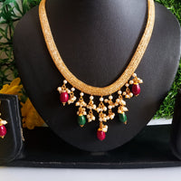 N0114_ Gorgeous necklace set with a touch of stones and pearls.