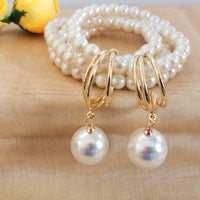 E0347_Classy pearl drop earring (medium size ear drop hangings).
