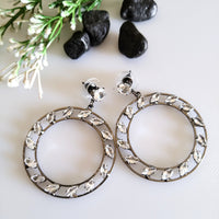 E0411_Classy hoops with touch of stones (medium size)