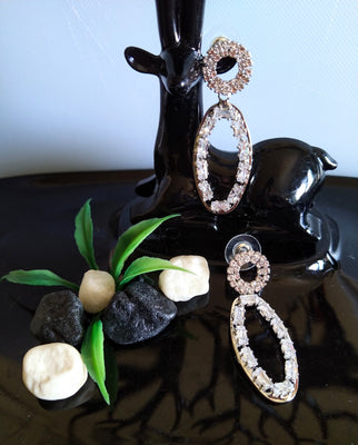 E0408_Classy oval shaped  hanging with touch of stones (ear drop hanging)