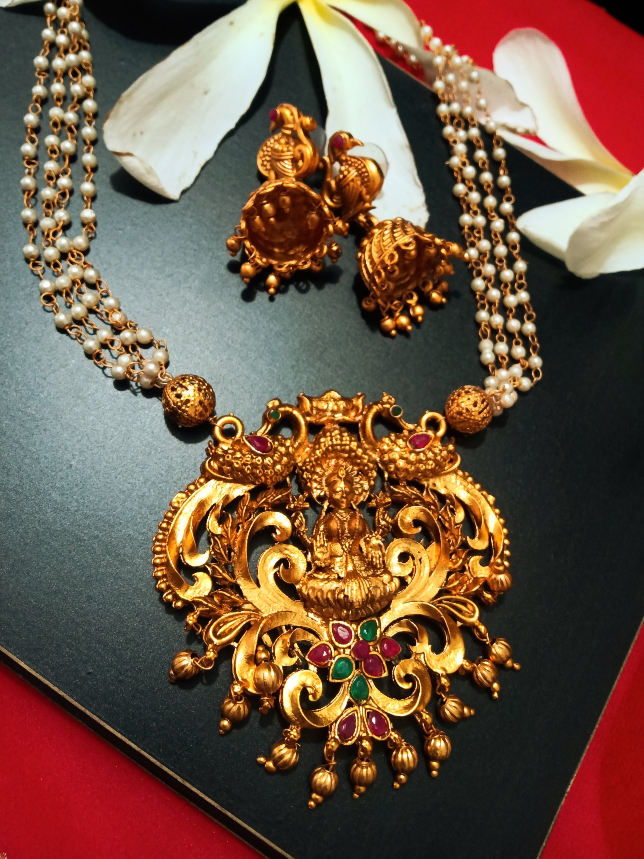 Lakshmi Pendant Design N068_Gorgeous Matte Gold Polish