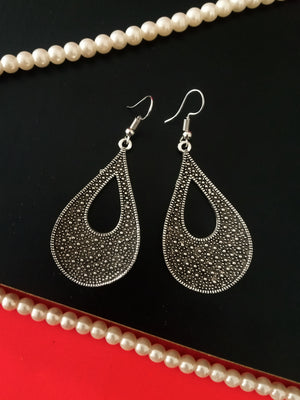 E0526_ Elegant German Silver oxidized crafted tear drop earring with delicate art work (medium size).
