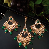 N0220_Classic Elaborated choker necklace set studded with Kundan stones with a touch of glossy green beads.