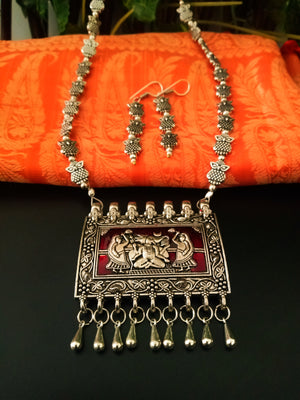 N0228_Gorgeous German Silver Oxidized necklace set with delicate art work on Square shaped pendant with a touch of beads.