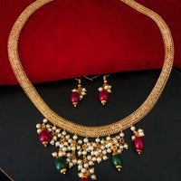 N0114_ Gorgeous necklace set with a touch of stones and pearls.