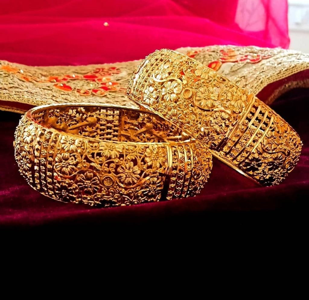 B02789-Micro Gold plated bangles.
