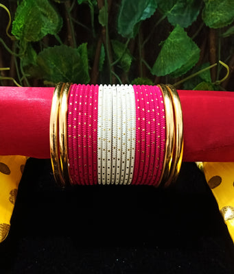 B0134_Gorgeous bangles set with colorful metal bangles along with Matte gold plated plain bangles.