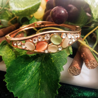 B0109_Elegant  metal base color Fashionable bracelet studded with  stones (Free size).