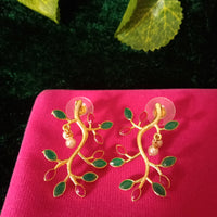 E0548_Gorgeous earring with beautiful craft work with a touch of stones & pearls (medium size stud)