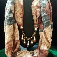P038_Beautiful soft pendant scarf with beautiful patterns with a touch of beads.