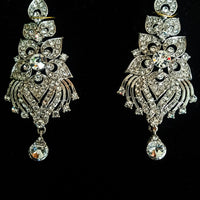 E0570_Premium Octave stone studded danglers with delicate flower & leafy designs with a touch of stone drop.