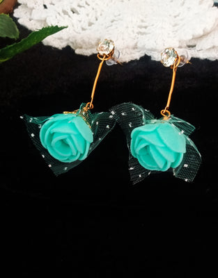 E0588_Lovely crafted blue rose design earrings (medium size hanging)
