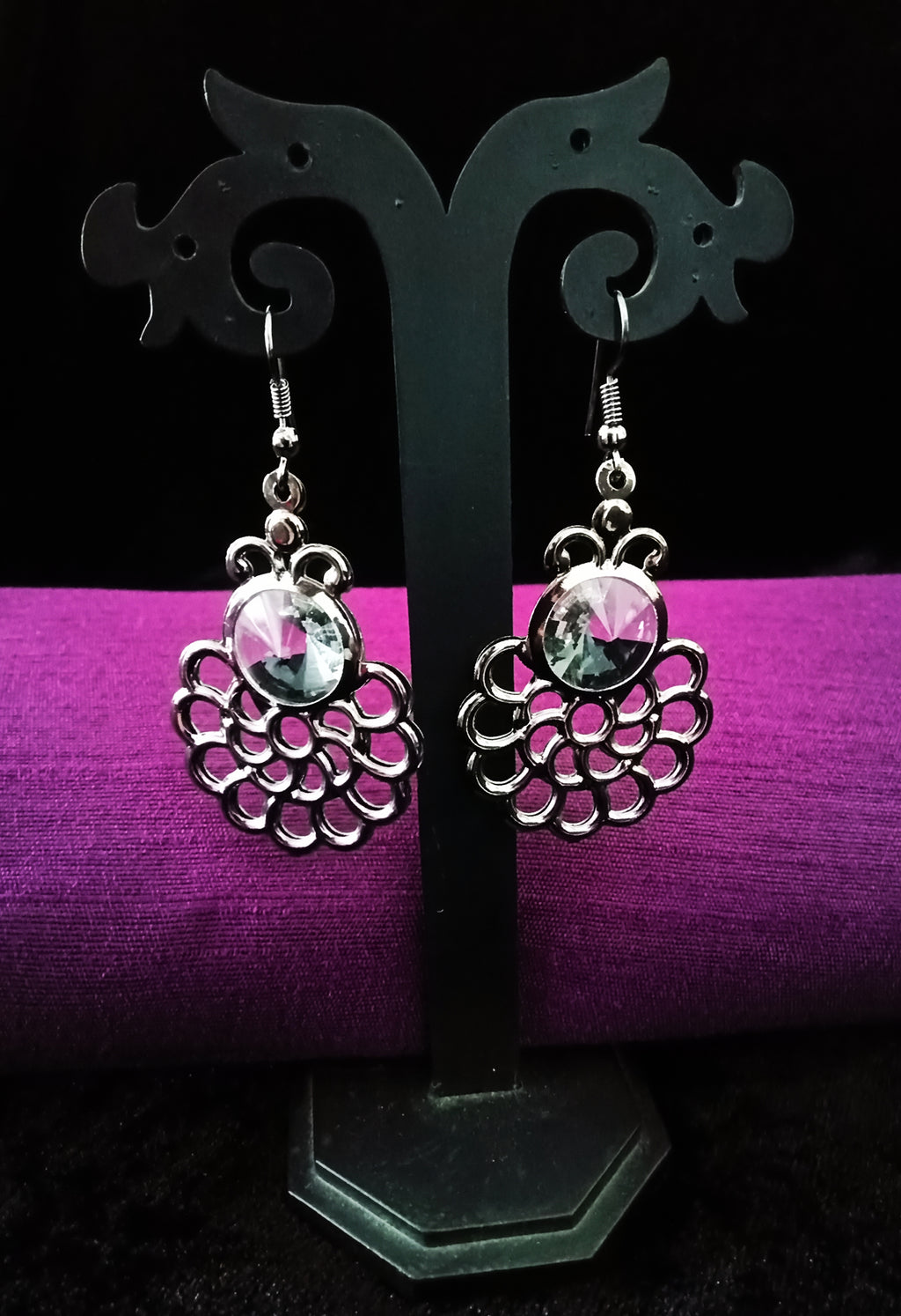 E0619_Lovely flower design hangings with a touch of stones(medium size hanging)