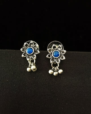 E0661_Lovely german silver oxidized flower design earrings with a touch of blue stones and bead drops.