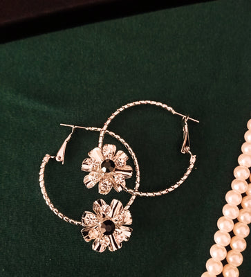 E0673_Trendy flower design hoop earring with a touch of dazzling stones(medium size hanging)