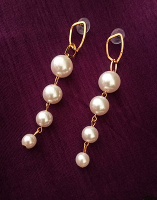E0467_Trendy pearl chain drop earring(medium size hanging)