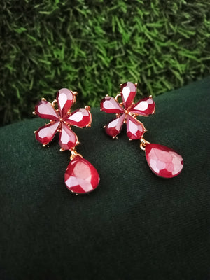 E0728_Lovely crafted floral design ear drop hanging with a touch of dazzling stone work.