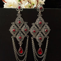 E0773_ Classy crafted diamond shaped German silver oxidized chain drop danglers with a touch of stones.