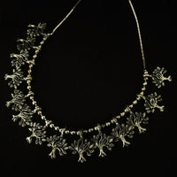 N0288_Elegant Oxidized choker necklace with delicate tree design pendants.
