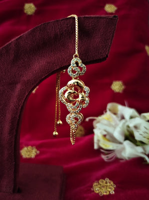 B0266_Dazzling floral design bracelets studded with delicate work of american diamond stones.