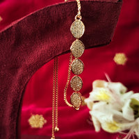 B0304_Elegant Oval design bracelets studded with American diamond stones.